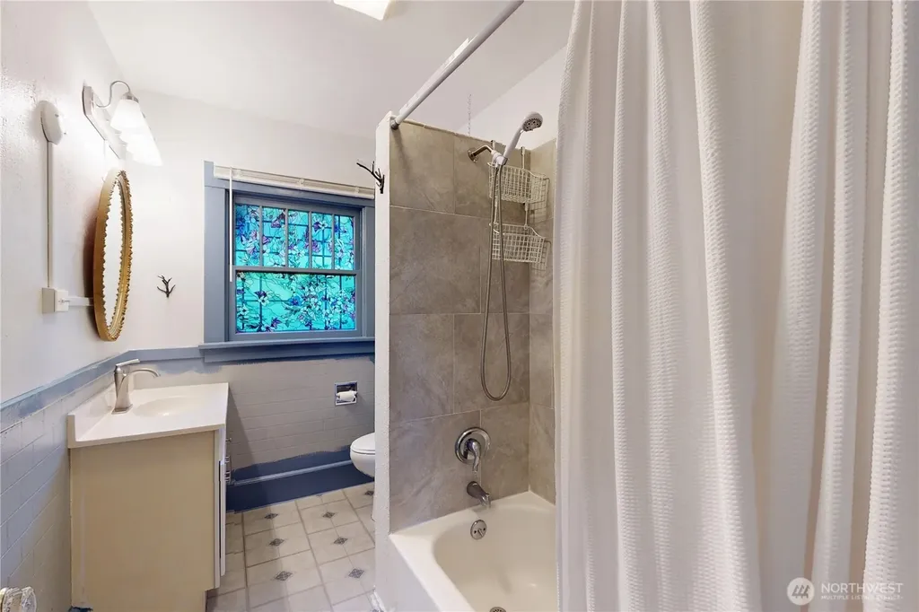 540 View Court Hoquiam WA 98550