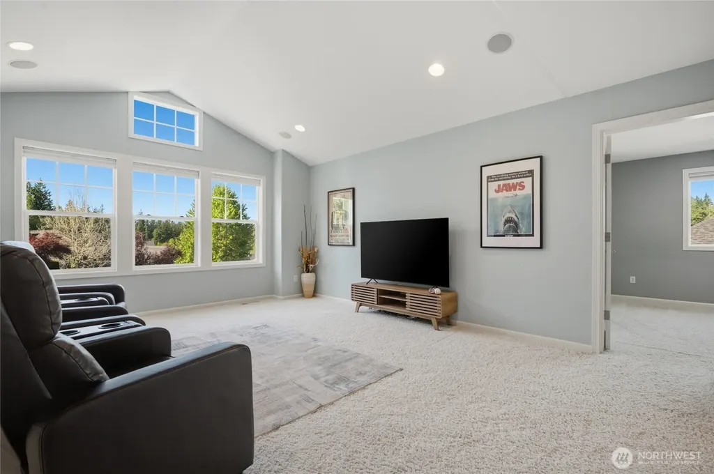 1426 235th Place SE Sammamish WA 98075