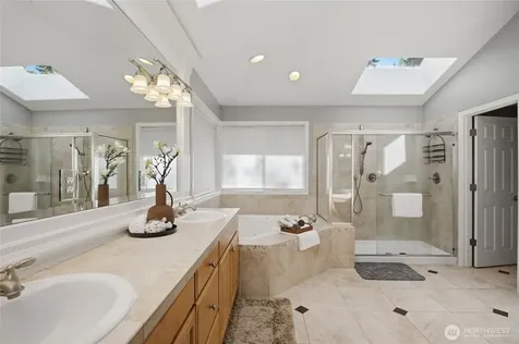 1426 235th Place SE Sammamish WA 98075