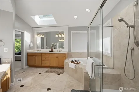 1426 235th Place SE Sammamish WA 98075