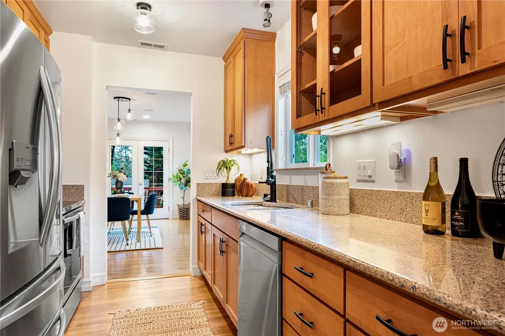 1528 NE 97th Street Seattle WA 98115