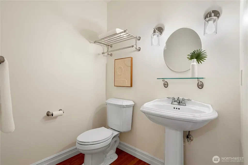 1528 NE 97th Street Seattle WA 98115