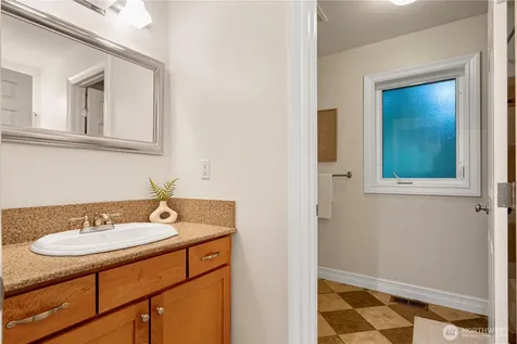 1528 NE 97th Street Seattle WA 98115