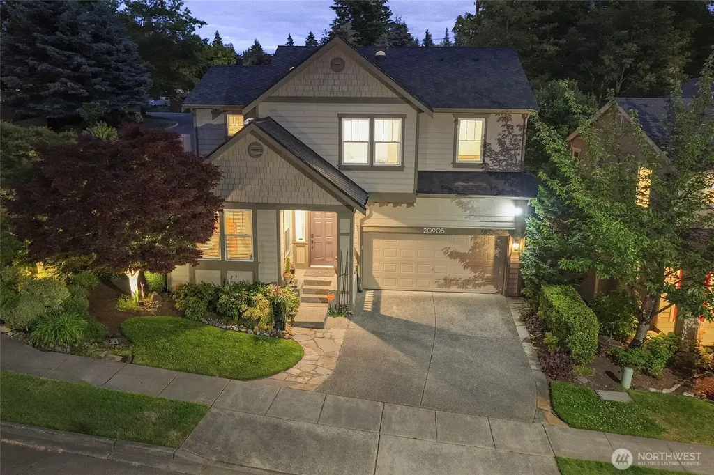 20905 12th Avenue W Lynnwood WA 98036
