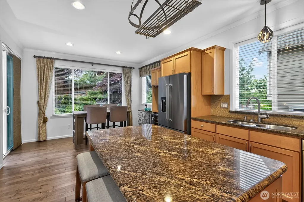 20905 12th Avenue W Lynnwood WA 98036