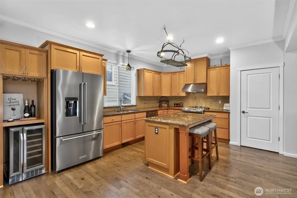 20905 12th Avenue W Lynnwood WA 98036