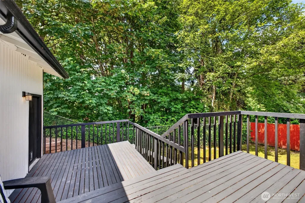 77 Hylebos Avenue Milton WA 98354