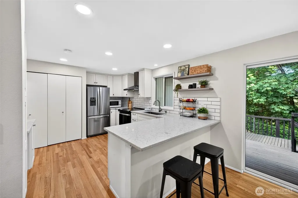 77 Hylebos Avenue Milton WA 98354