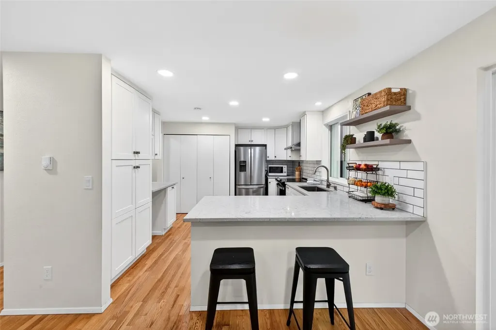 77 Hylebos Avenue Milton WA 98354