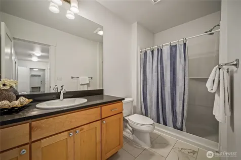 5027 48th Avenue NE Seattle WA 98105