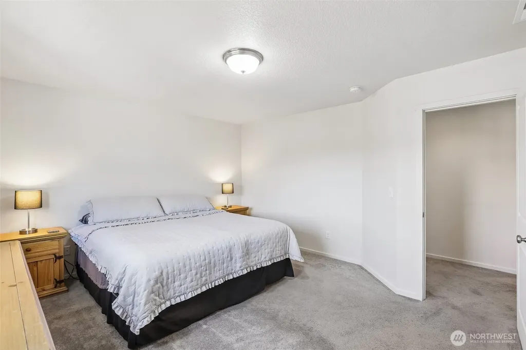 11512 NE 131st Place Vancouver WA 98682