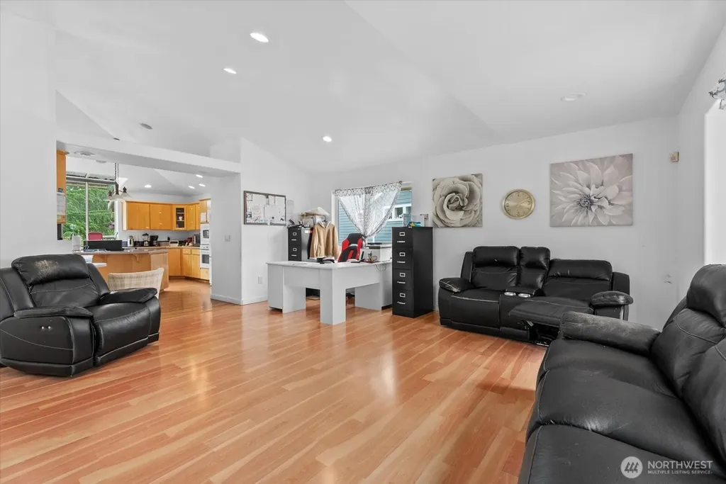 9100 189 Avenue Ct E Bonney Lake WA 98381