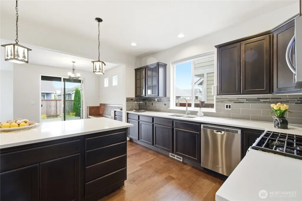 9639 6th Way SE Lacey WA 98513