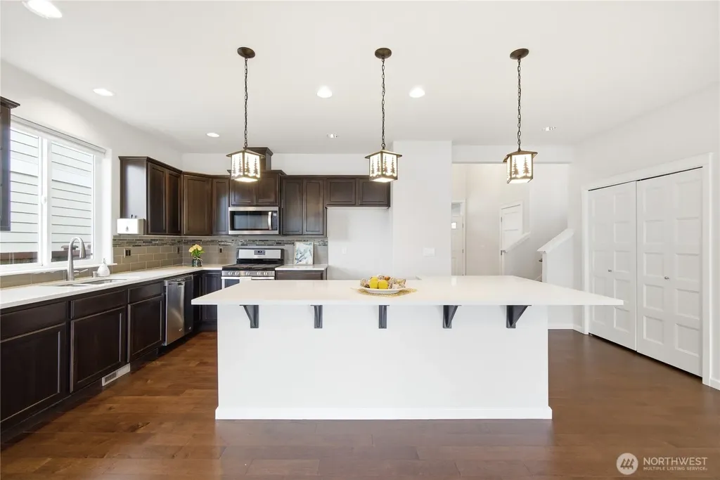 9639 6th Way SE Lacey WA 98513