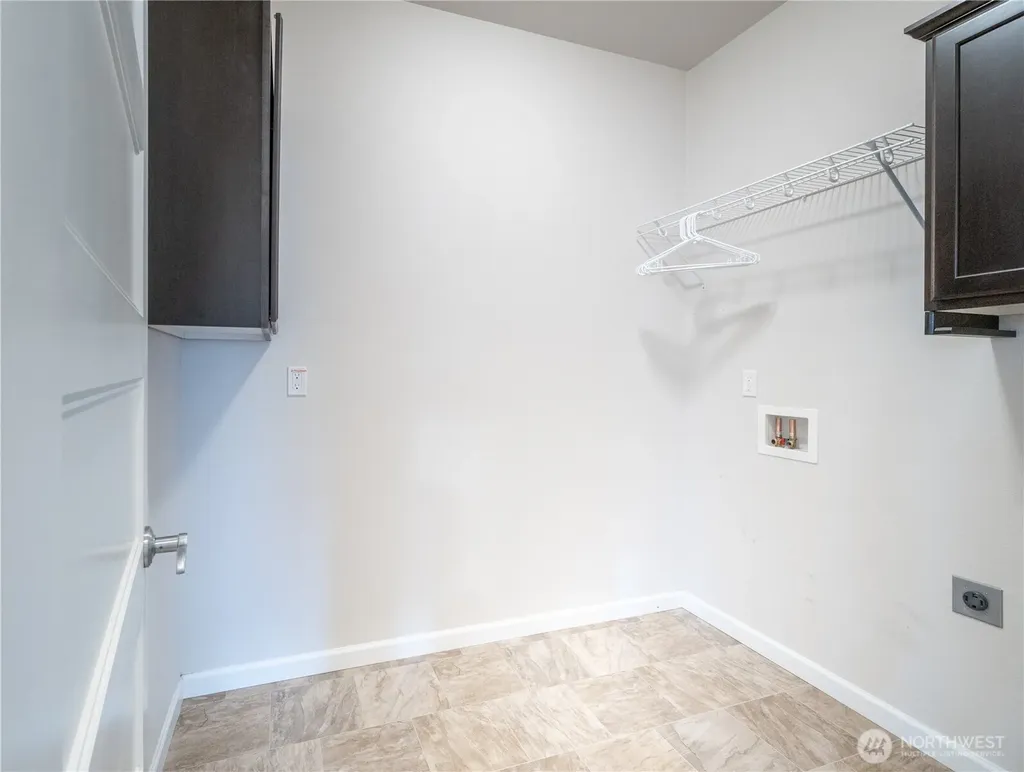 9639 6th Way SE Lacey WA 98513