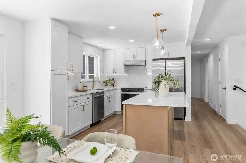 8712 Wildwood Avenue SW Lakewood WA 98498