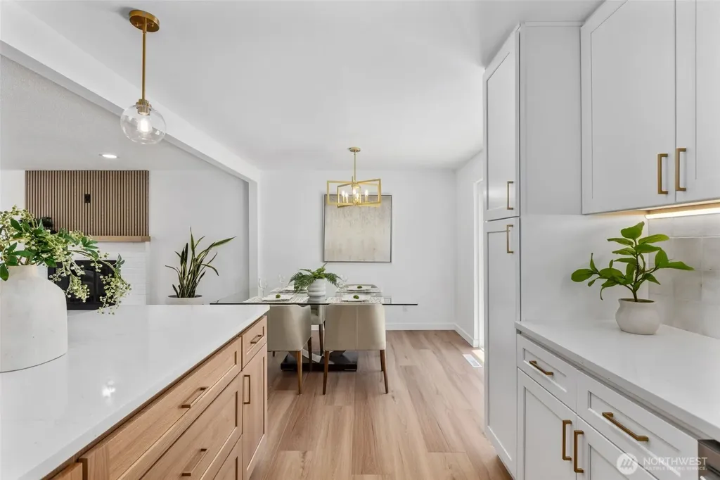 8712 Wildwood Avenue SW Lakewood WA 98498