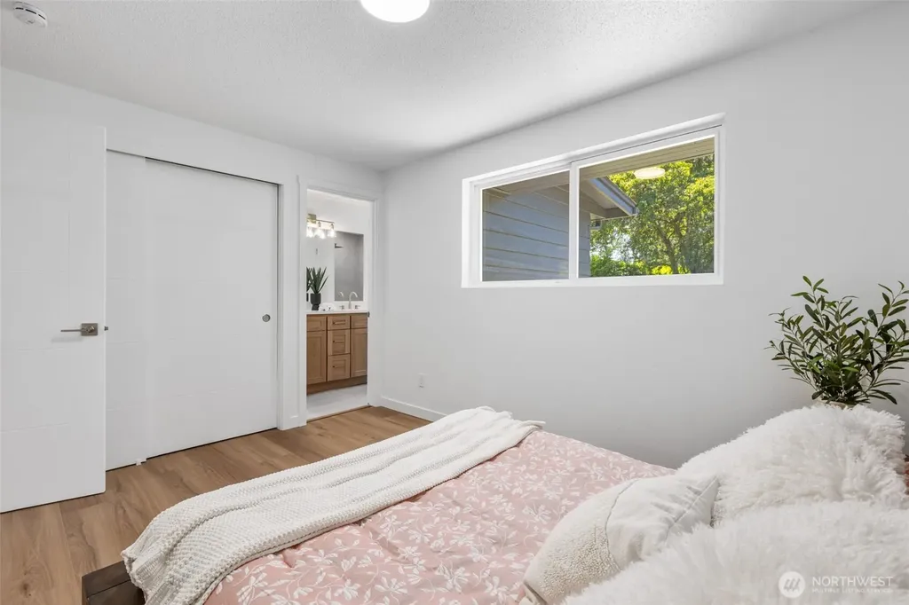 8712 Wildwood Avenue SW Lakewood WA 98498