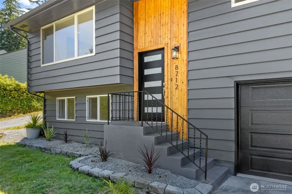 8712 Wildwood Avenue SW Lakewood WA 98498
