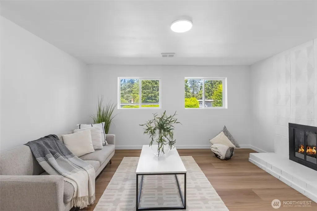8712 Wildwood Avenue SW Lakewood WA 98498