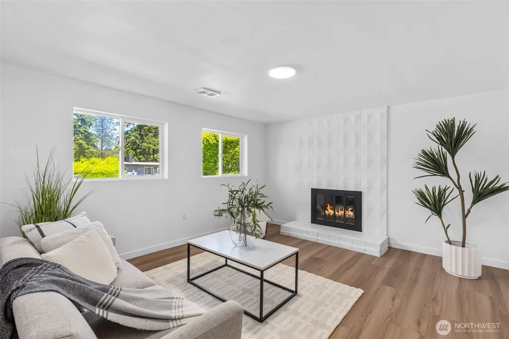 8712 Wildwood Avenue SW Lakewood WA 98498