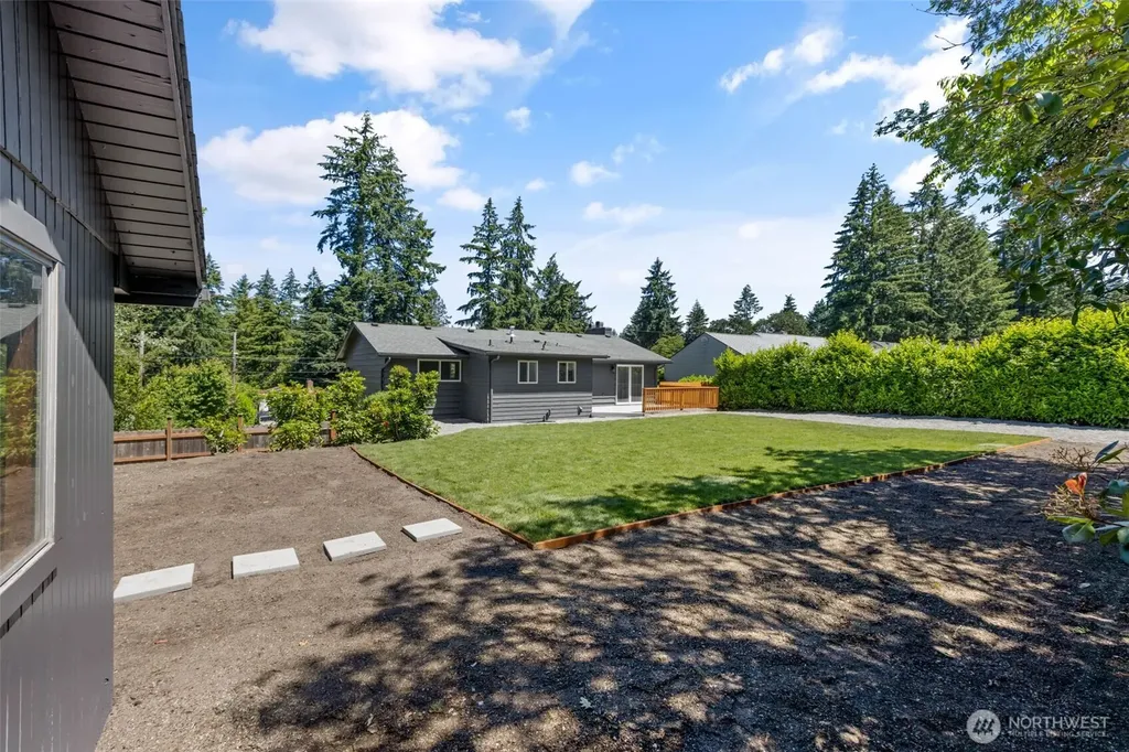 8712 Wildwood Avenue SW Lakewood WA 98498