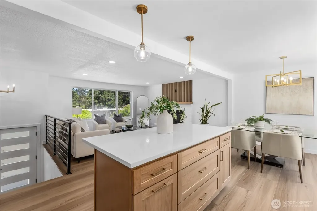 8712 Wildwood Avenue SW Lakewood WA 98498