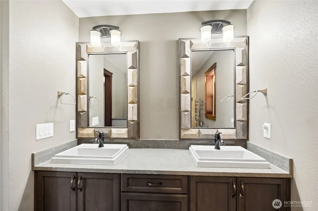 16026 Lawrence Place SE Yelm WA 98597