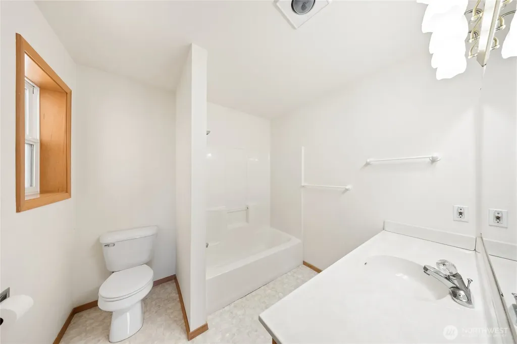 16026 Lawrence Place SE Yelm WA 98597