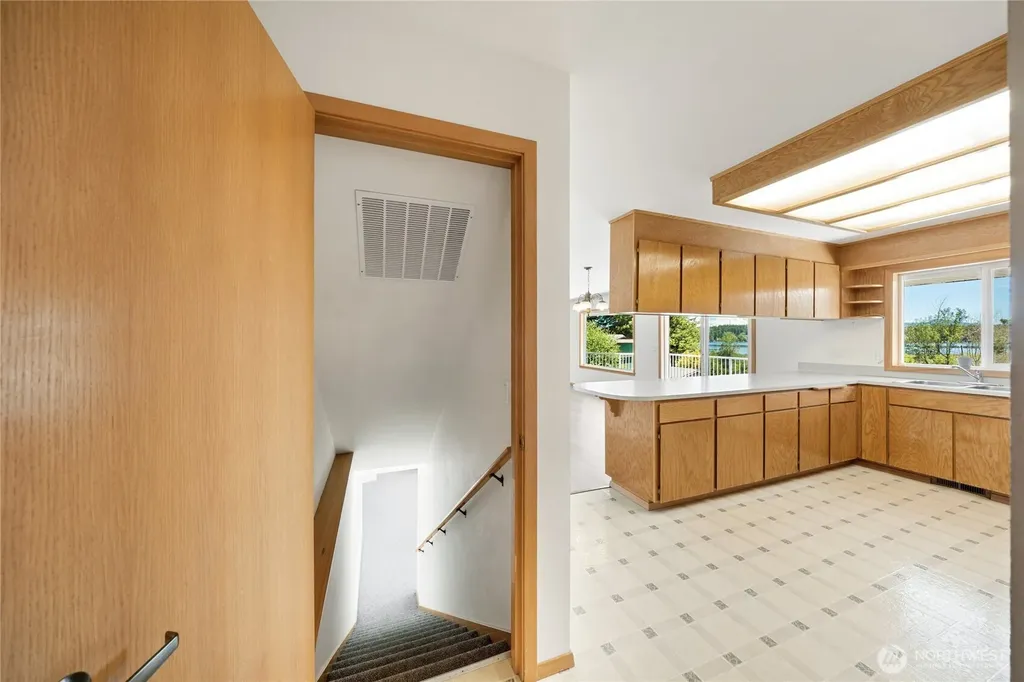 16026 Lawrence Place SE Yelm WA 98597