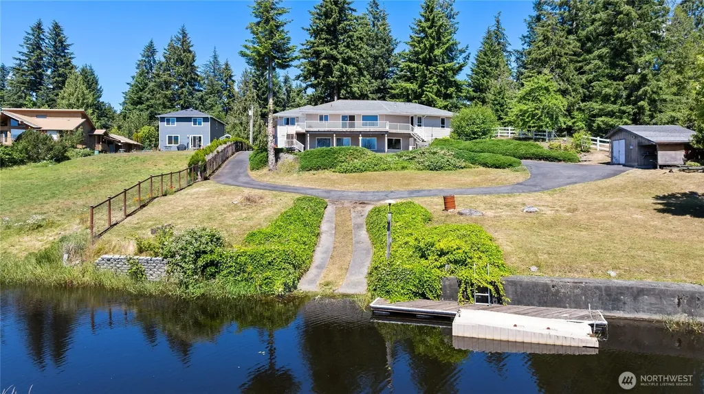 16026 Lawrence Place SE Yelm WA 98597