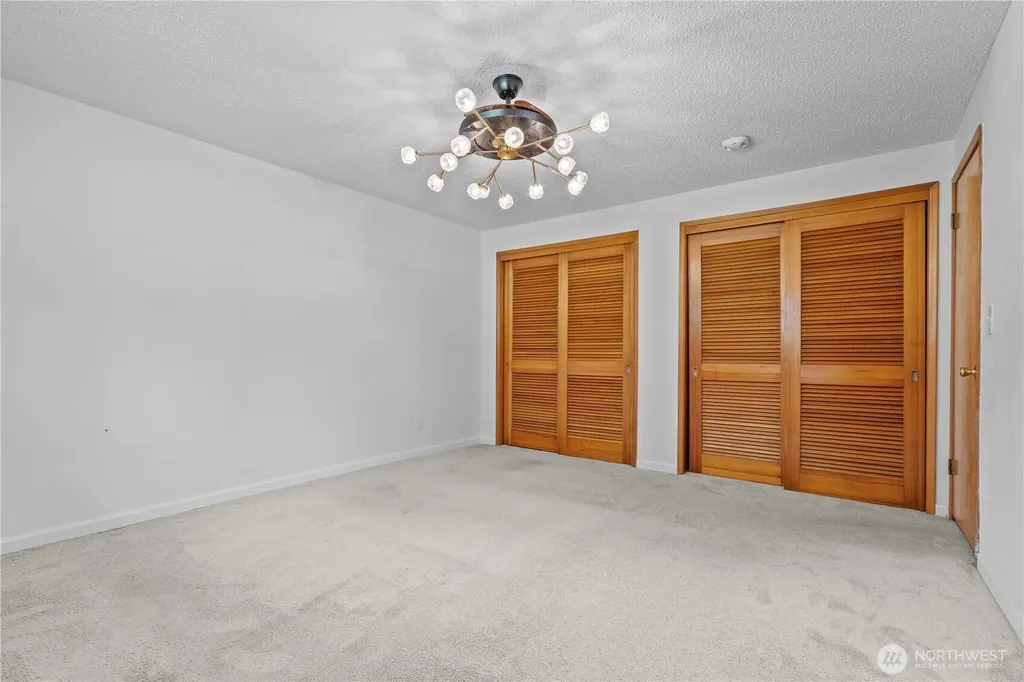 6712 53rd Street W University Place WA 98467
