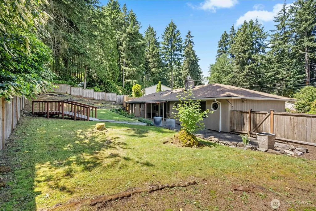 6712 53rd Street W University Place WA 98467