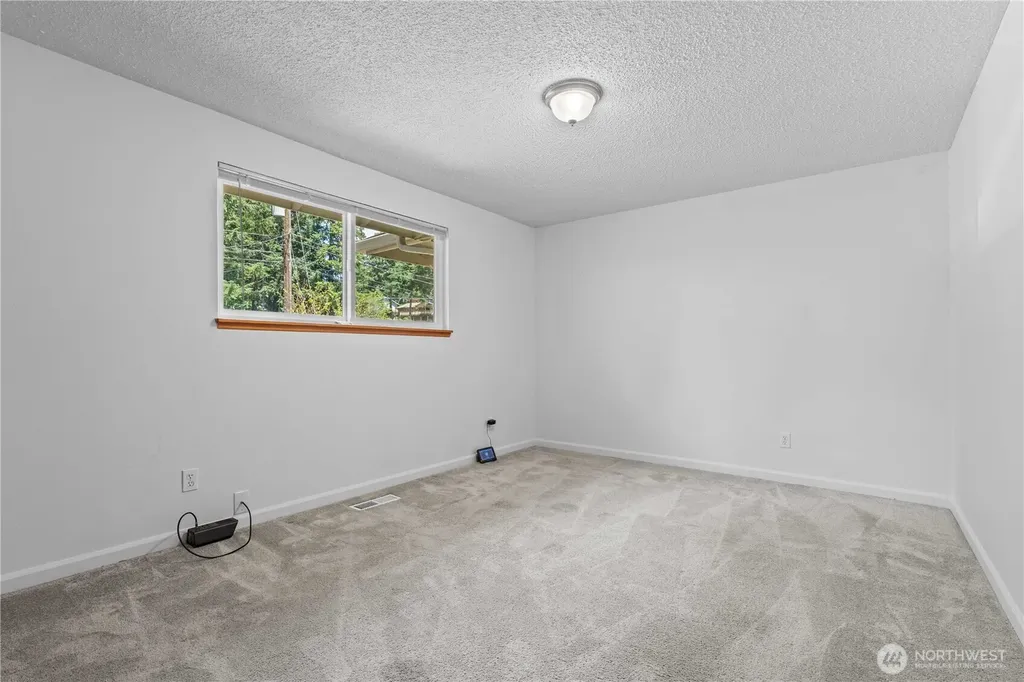 6712 53rd Street W University Place WA 98467