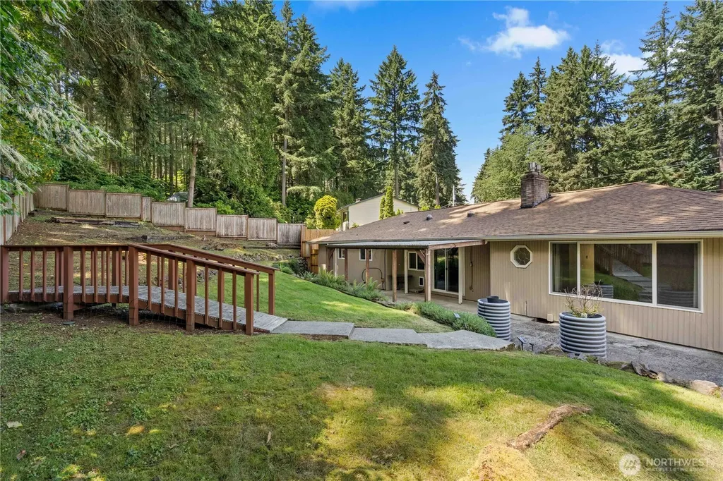 6712 53rd Street W University Place WA 98467