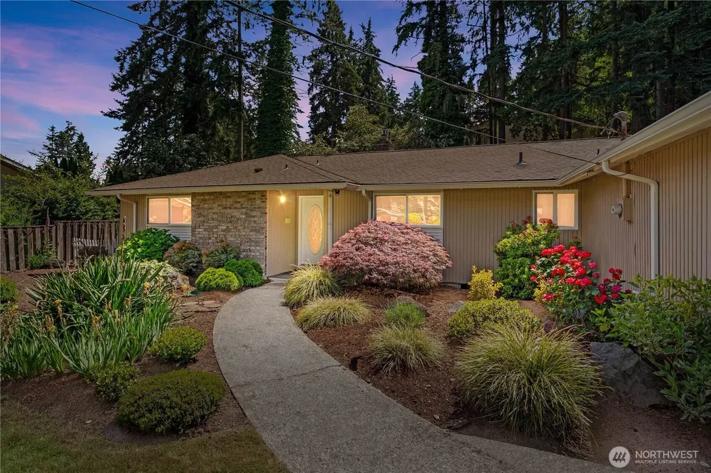 6712 53rd Street W University Place WA 98467