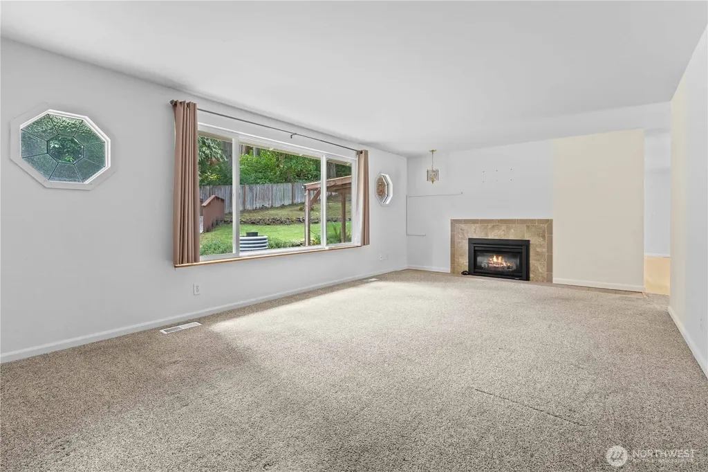 6712 53rd Street W University Place WA 98467