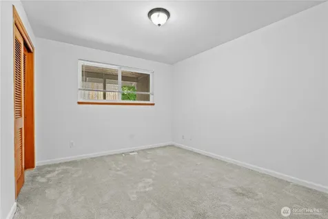 6712 53rd Street W University Place WA 98467