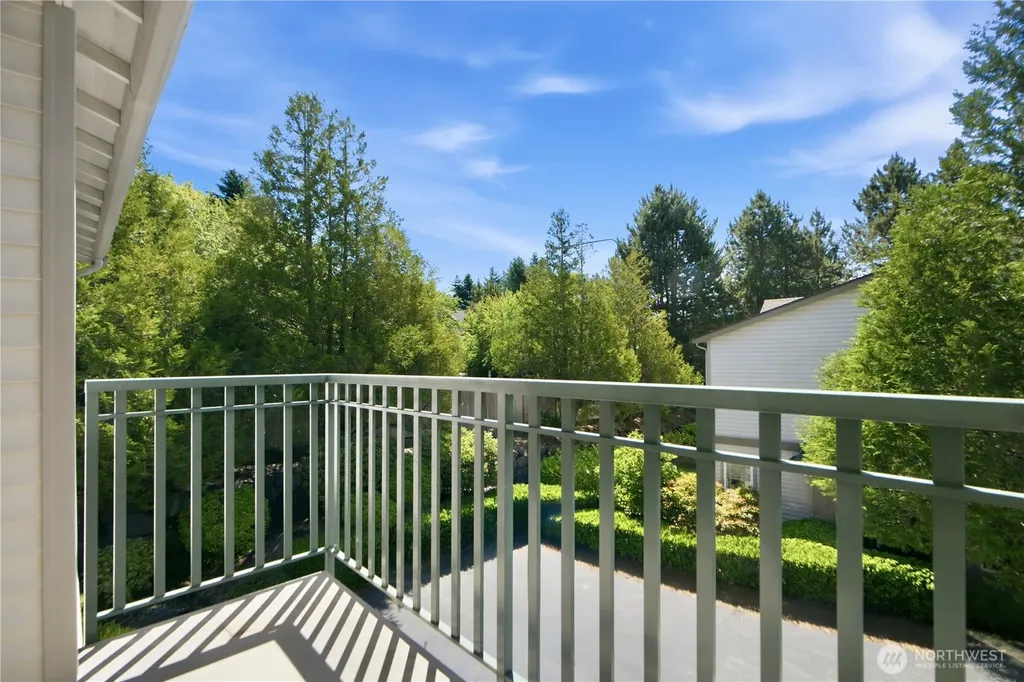 4446 248th Lane SE Sammamish WA 98029