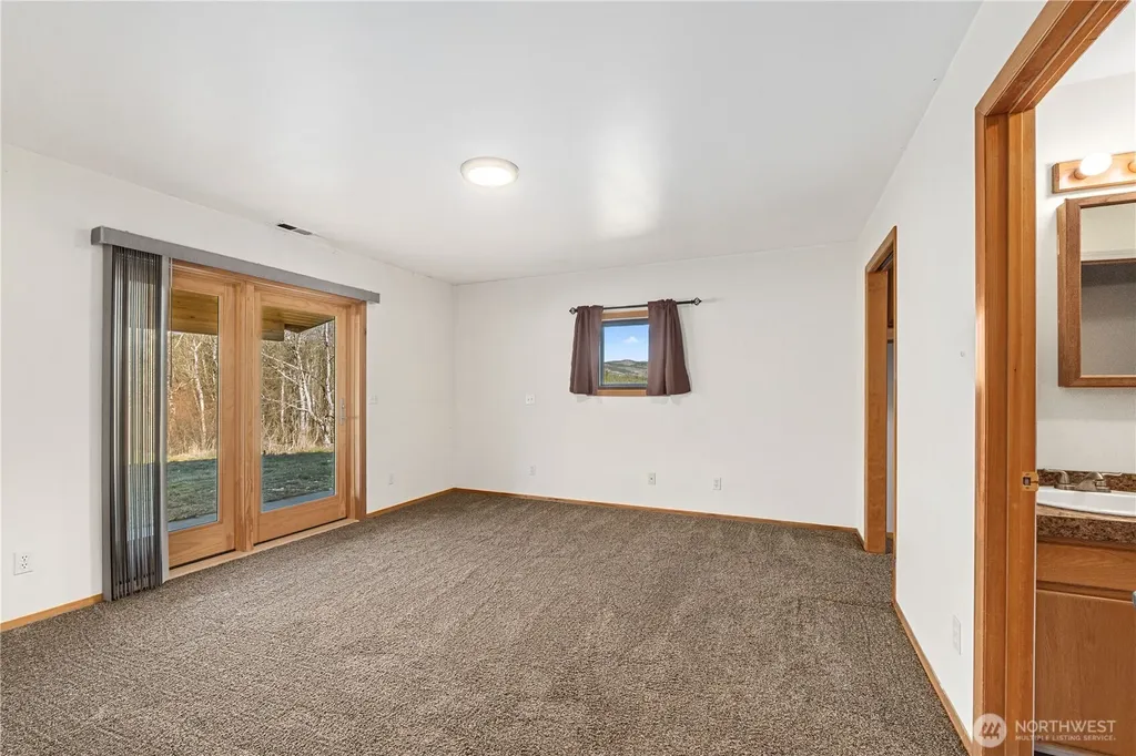 81 Curlew Drive Republic WA 99166