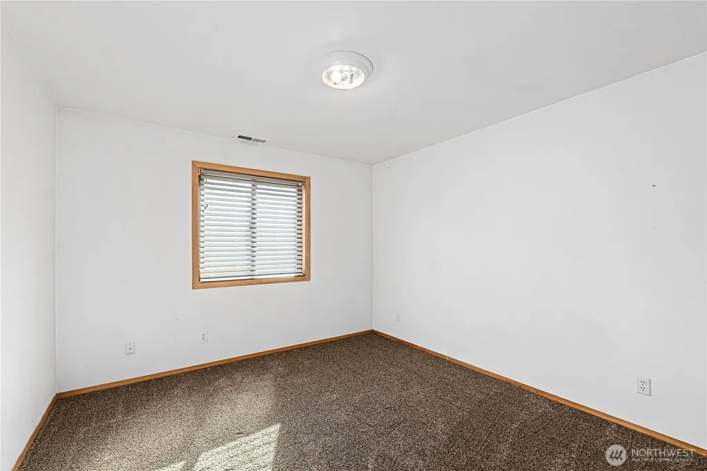 81 Curlew Drive Republic WA 99166