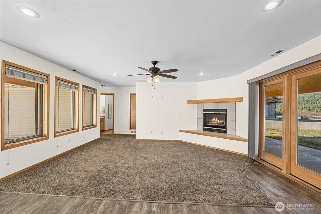 81 Curlew Drive Republic WA 99166