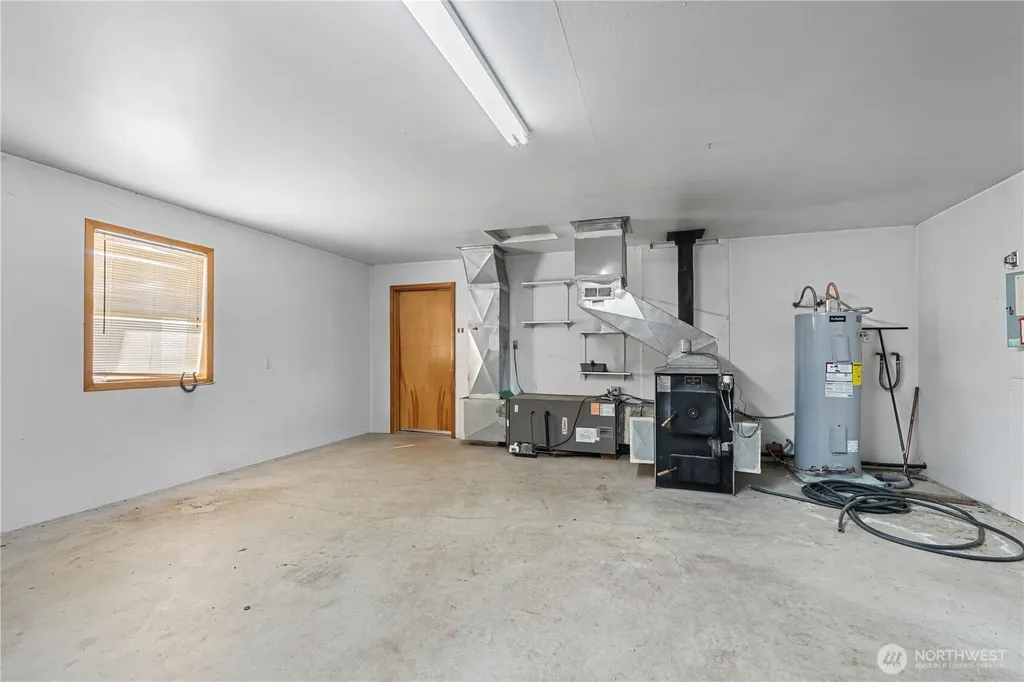 81 Curlew Drive Republic WA 99166