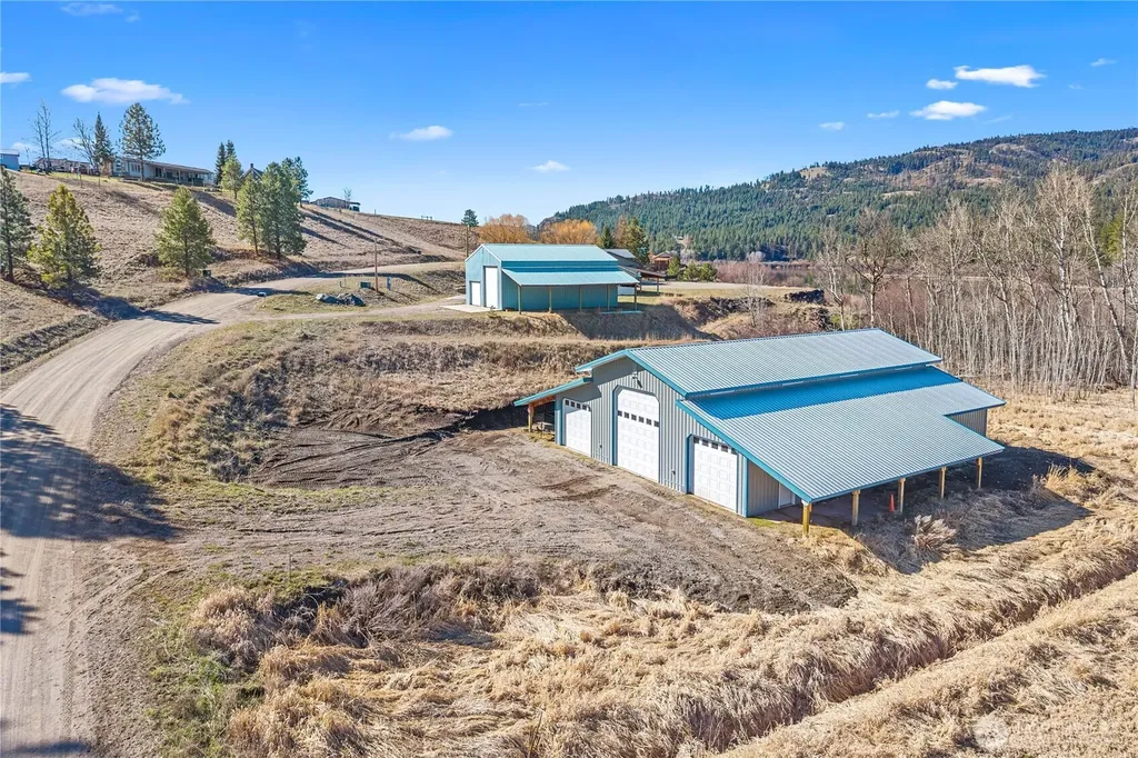 81 Curlew Drive Republic WA 99166