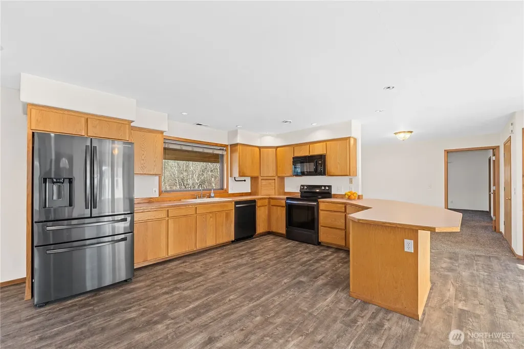 81 Curlew Drive Republic WA 99166