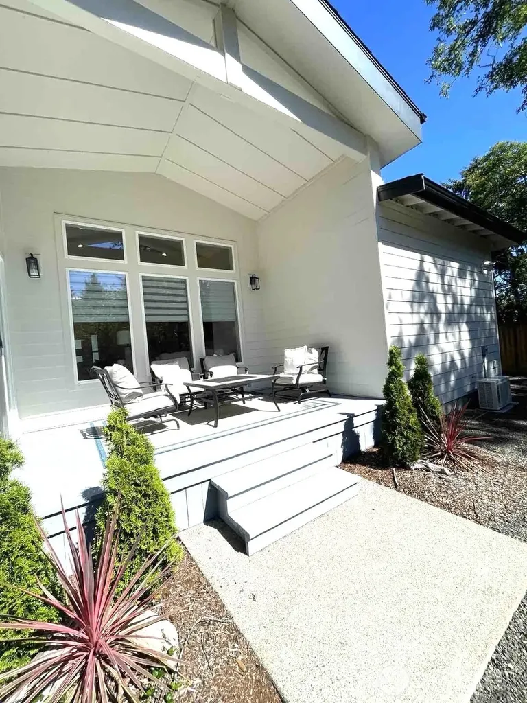 361 Duck Lake Drive SE Ocean Shores WA 98569