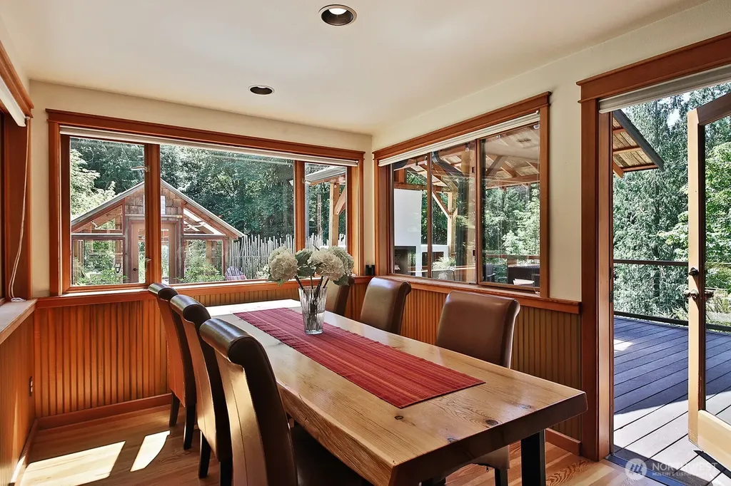 3792 Campbell Road Clinton WA 98236