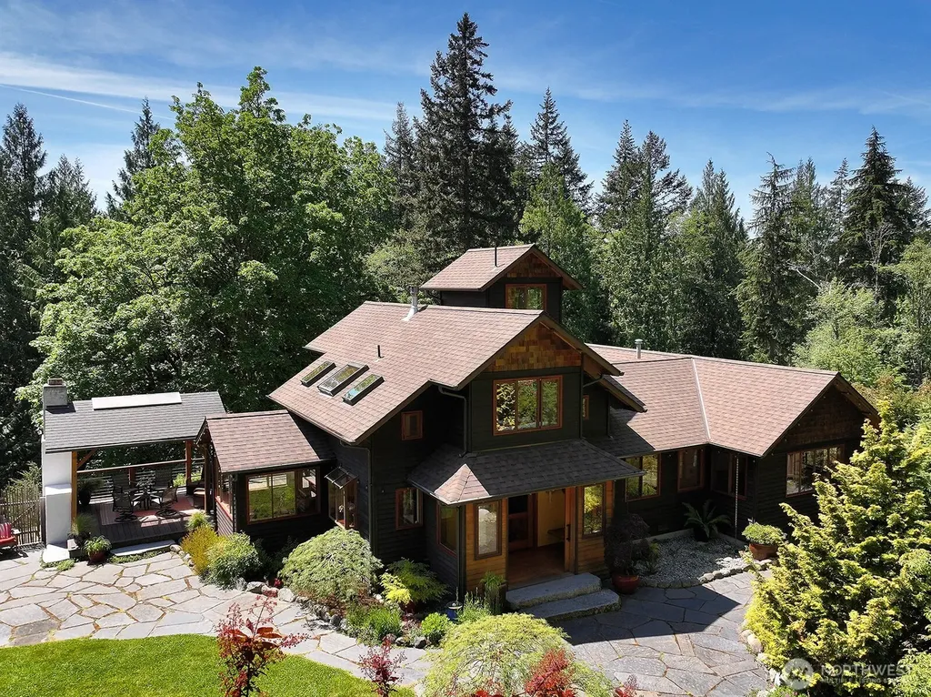 3792 Campbell Road Clinton WA 98236