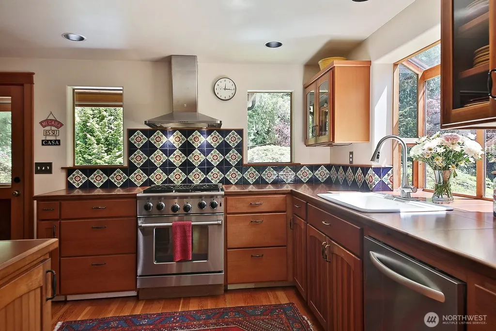 3792 Campbell Road Clinton WA 98236