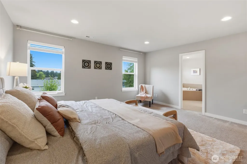 19217 8th Avenue W Lynnwood WA 98036